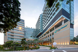 Mount Elizabeth Novena Hospital (D12), Retail #613671161